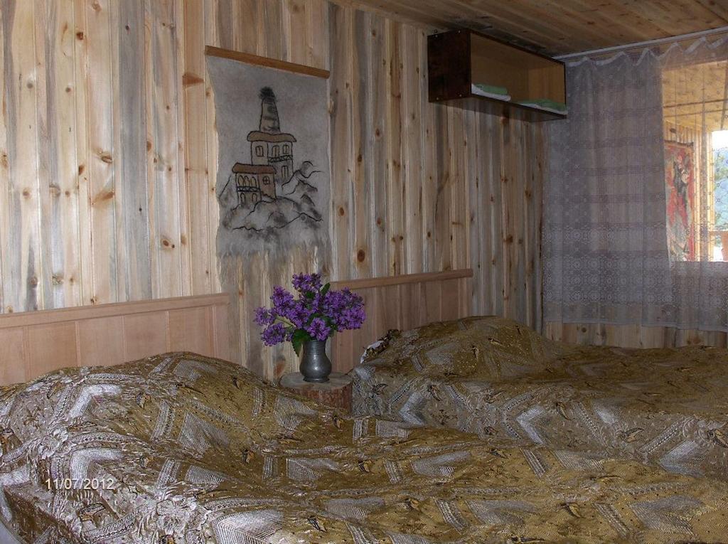 Guest House Mirgvela Omalo Værelse billede